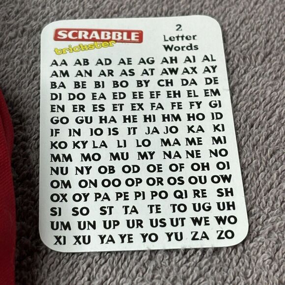 Scrabble Trickster Crossword Game Mattel Complete 2010 Preowned Good Condition - Picture 12 of 13